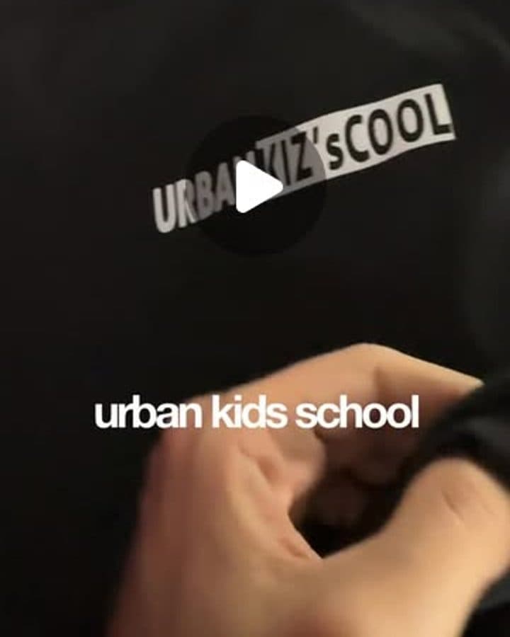 T-shirts flockés par HM Global pour Urban Kiz'sCool — voir le réel Instagram